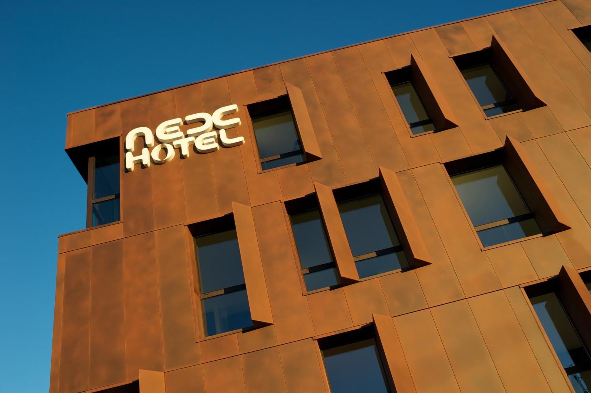 Nex Hotel Tarbes Exterior foto