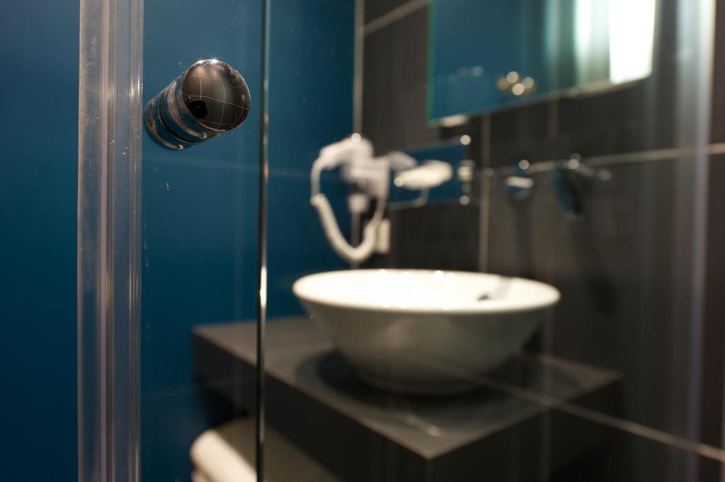 Nex Hotel Tarbes Cameră foto